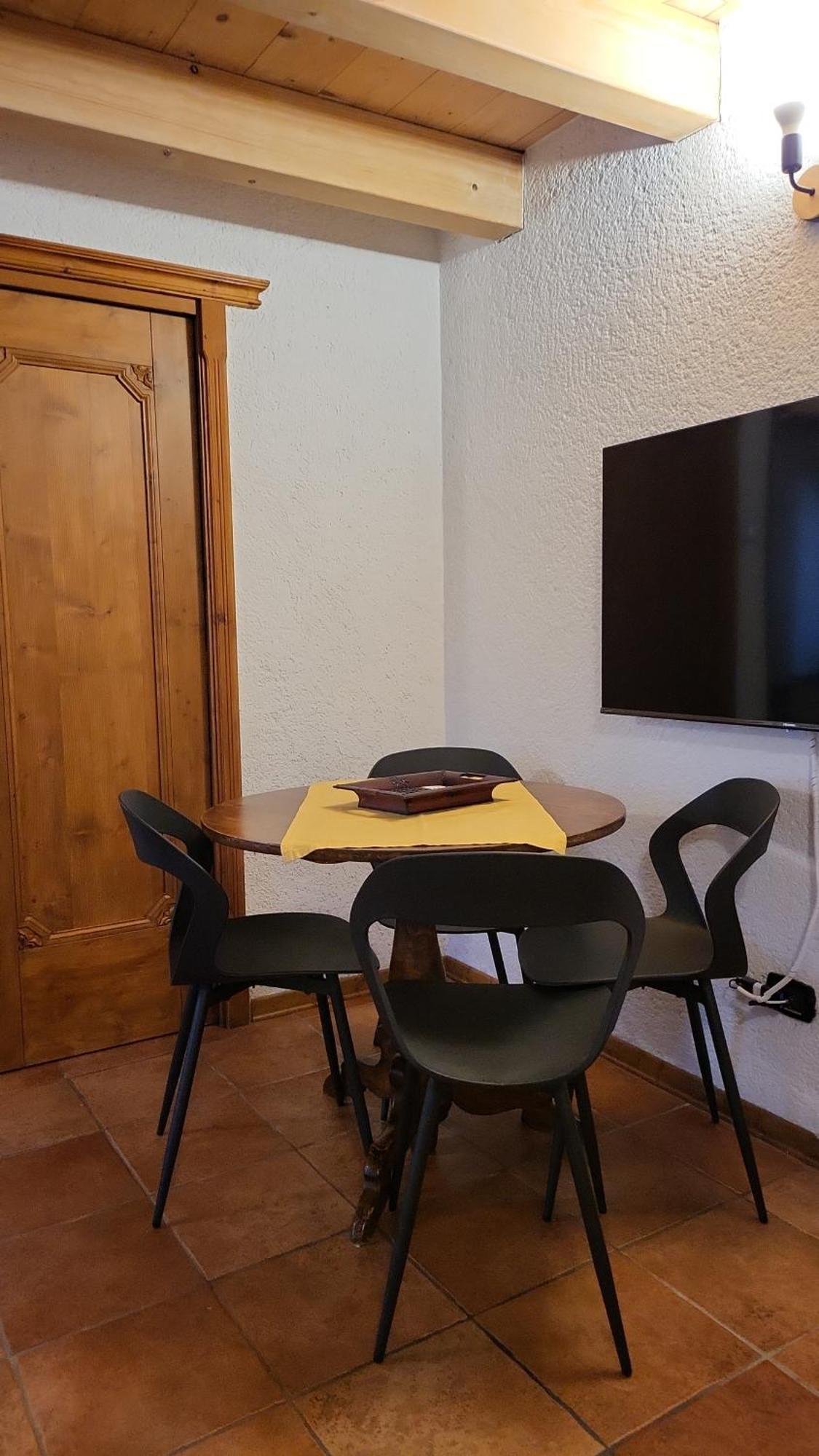 Apartment In Cima Contrada *