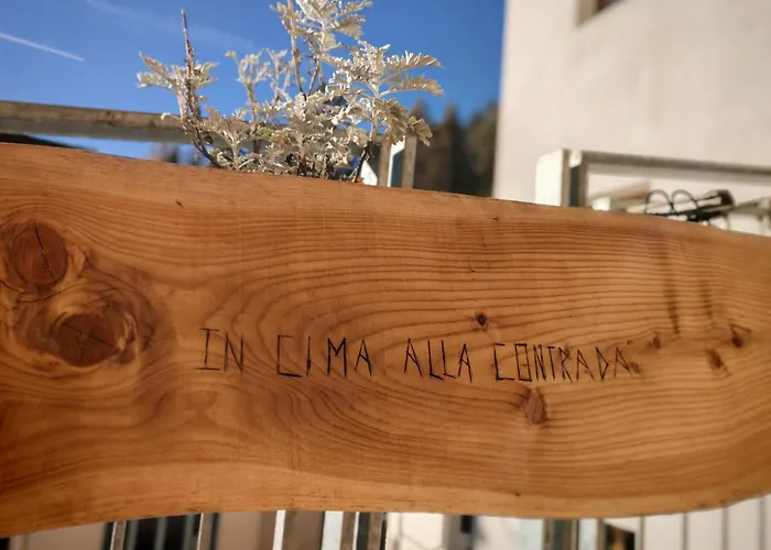 In Cima Alla Contrada