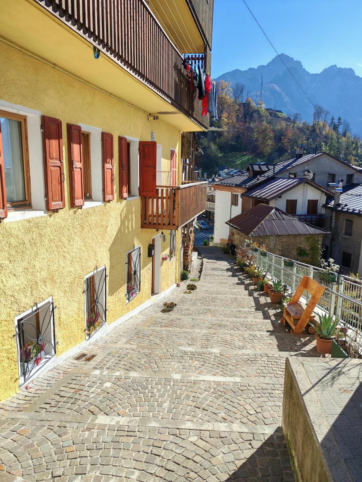 In Cima Contrada *